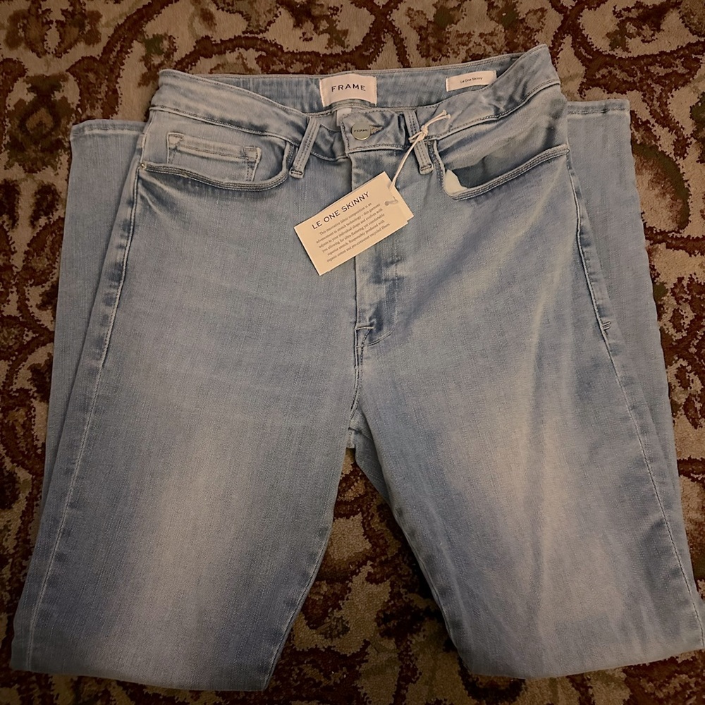 FRAME Le one skinny blue jeans Sz. 6